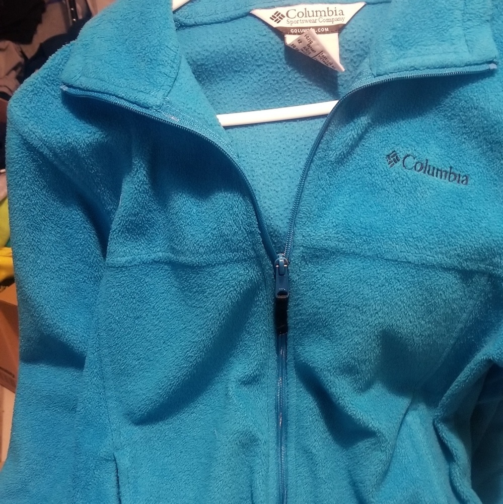 Columbia Youth 14/16 MAKE OFFER DONATING SOON